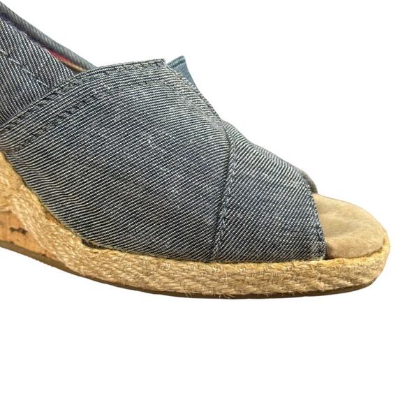 Toms Cork Espadrille Wedge Blue Denim Peep Toe Slip On Shoes Womens sz 7.5 - Picture 2 of 16